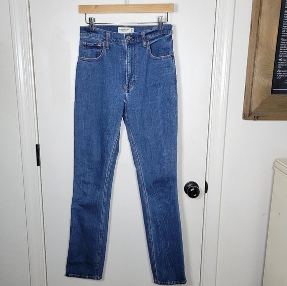 Abercrombie & Fitch The 90s Slim Straight Ultra High Rise Jeans Size 26/2 - Picture 1 of 8